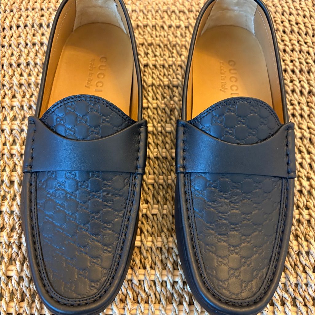 Gucci Men's Embossed Loafer/ Driver Shoes